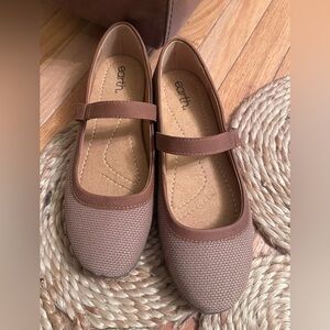 Earth Women’s Lorali Mary Jane Flats 9 Tan-Brown